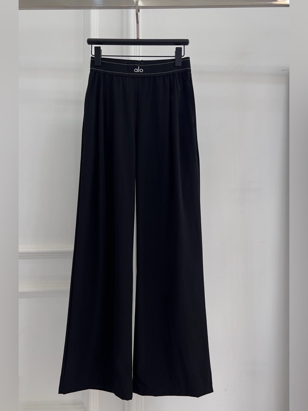 ALO Yoga Black High-Rise Wide Leg Pants